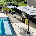 Des Palmiers - Magnifique Avec Piscine Chauffee Et Terrain De Petanque Vila *